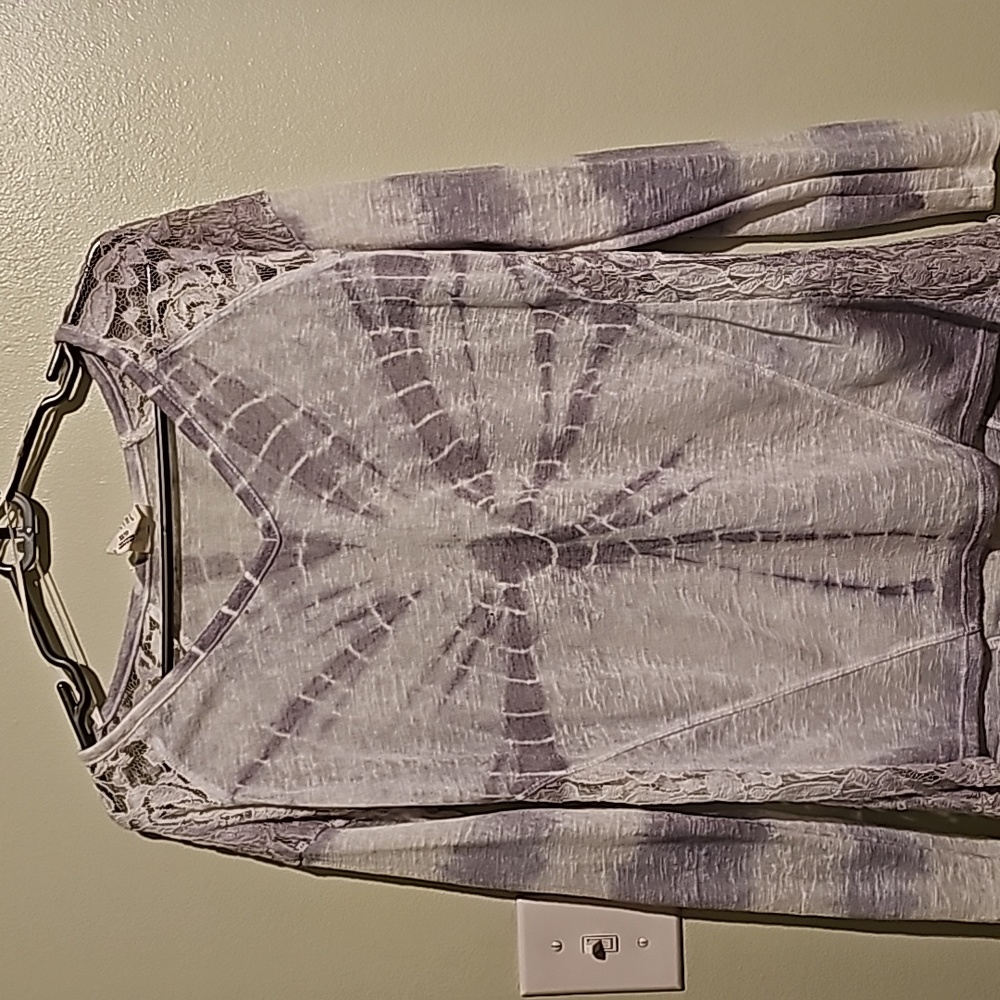 Tokyo Darling, size xs, tie dye/lace long sleeve